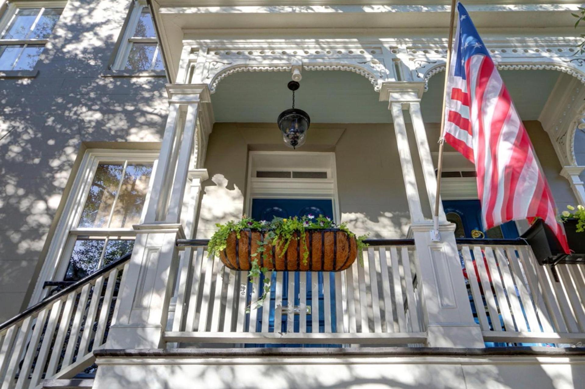 Isaac Laroche Estate Villa Savannah Exterior photo